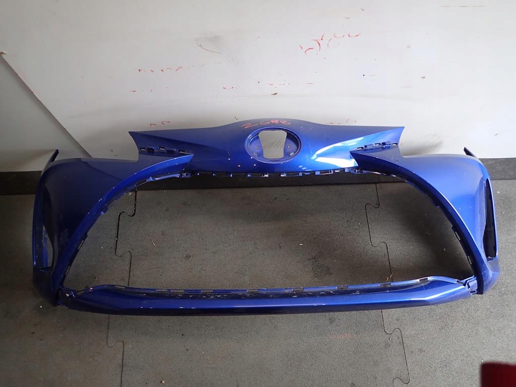 bumper front front TOYOTA YARIS IV 17