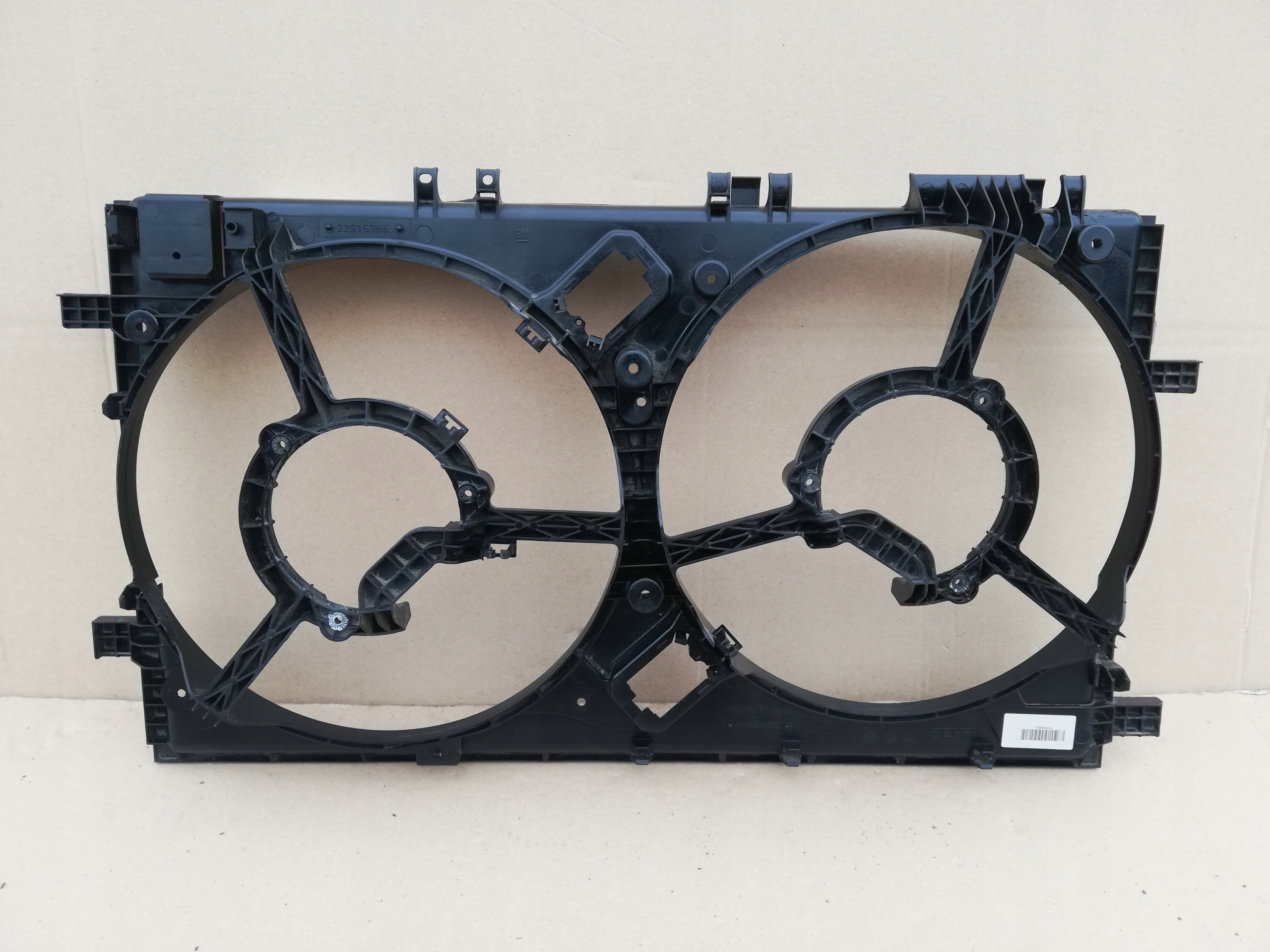 OPEL INSIGNIA 2,0 CDTI КОРПУС ЗАХИСТ ВЕНТИЛЯТОРІВ