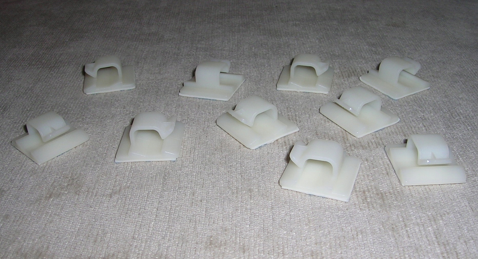 Uchwyt samoprzylepny Zacisk kablowy 8,3mm 10szt Marka inna