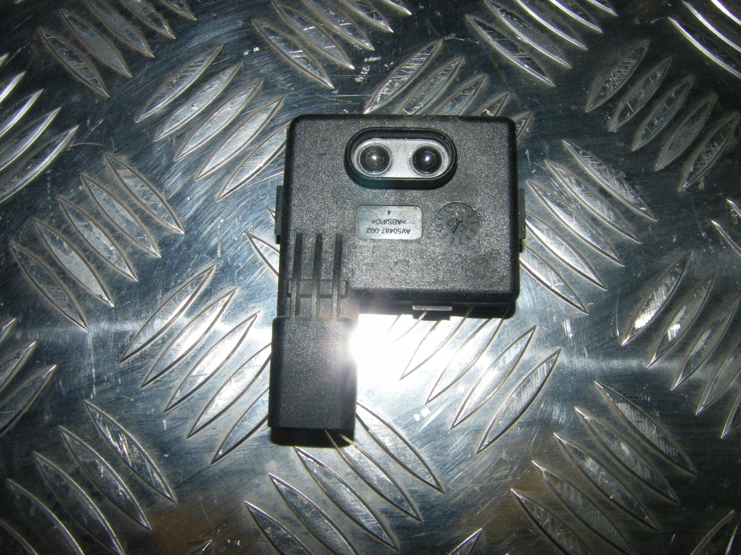 ДАТЧИК HANDS FREE ЛІВИЙ ПЕРЕДНІЙ MEGANE SCENIC II