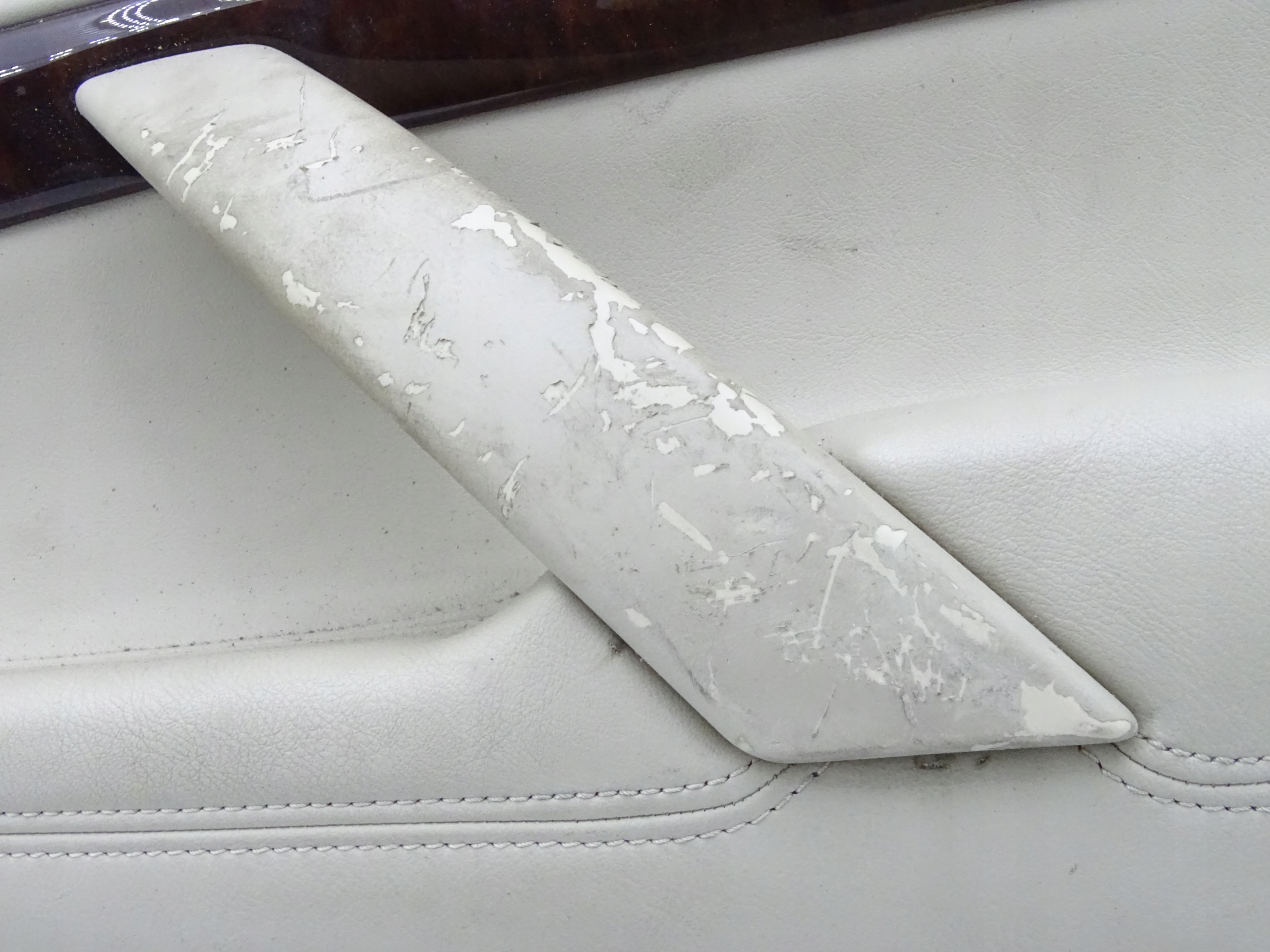 SKODA SUPERB I 01-08 BOCZEK DRZWI PRAWY TYŁ Numer katalogowy części TAPICERKA