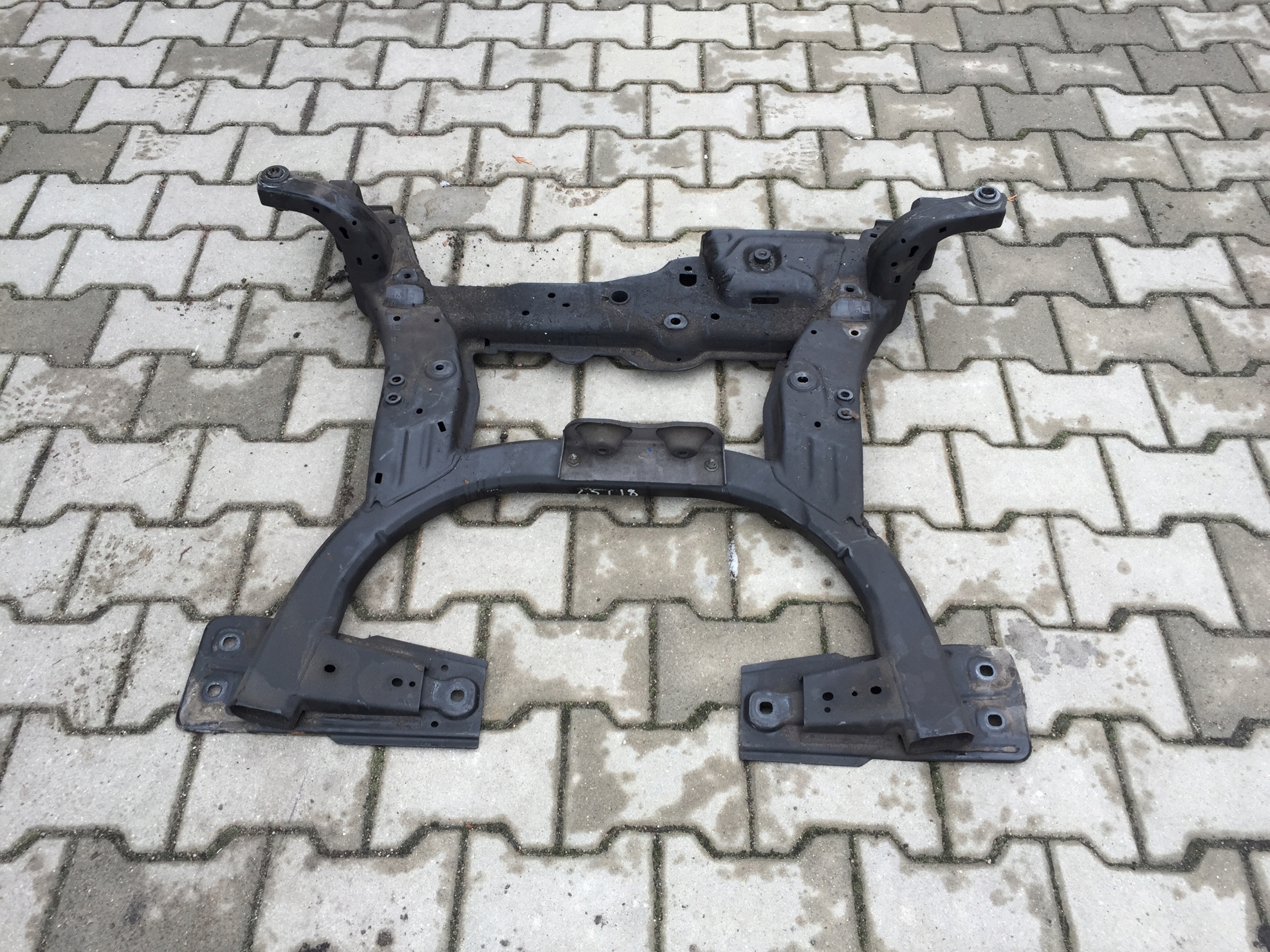 MERCEDES gla 156 wozek lawa ssanki