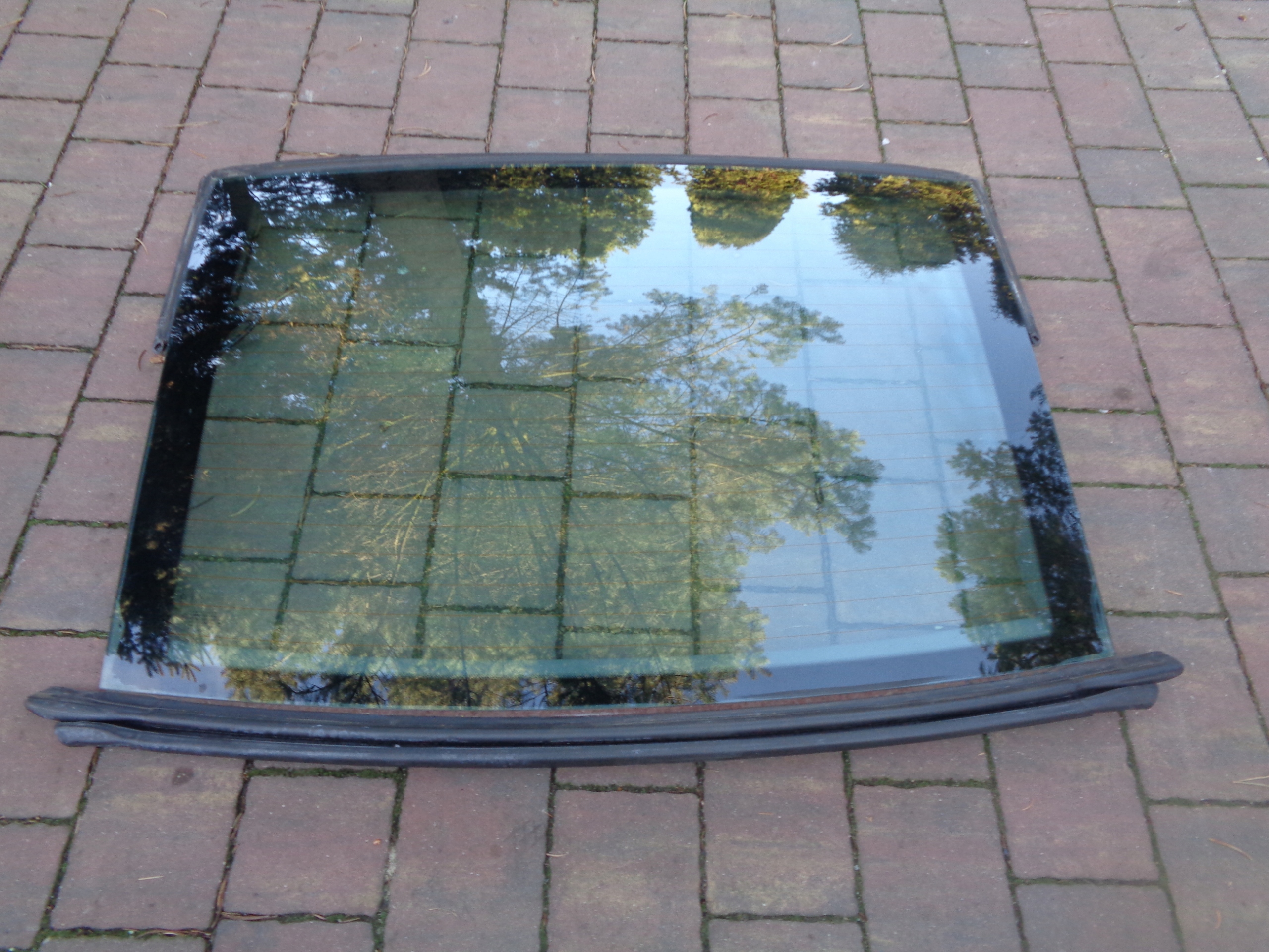 SZYBA TYL TYLNA MERCEDES SL R230