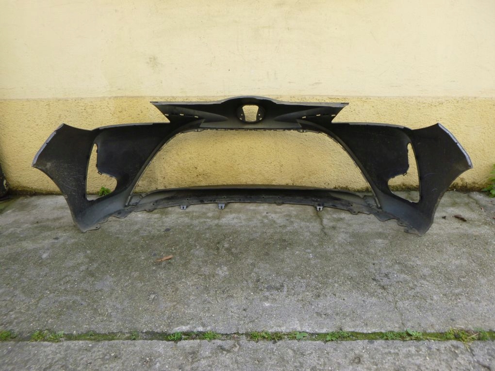 TOYOTA YARIS III LIFT IV 17- front bumper front