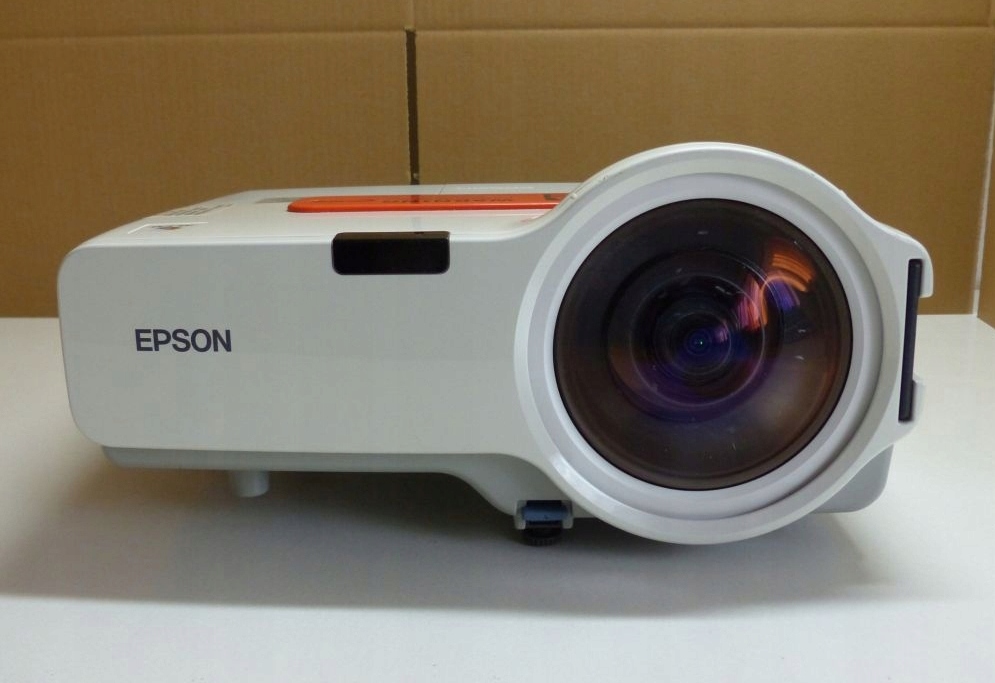 PROJEKTOR RZUTNIK EPSON EMP-400We LAMPA WXGA XGA Marka Epson