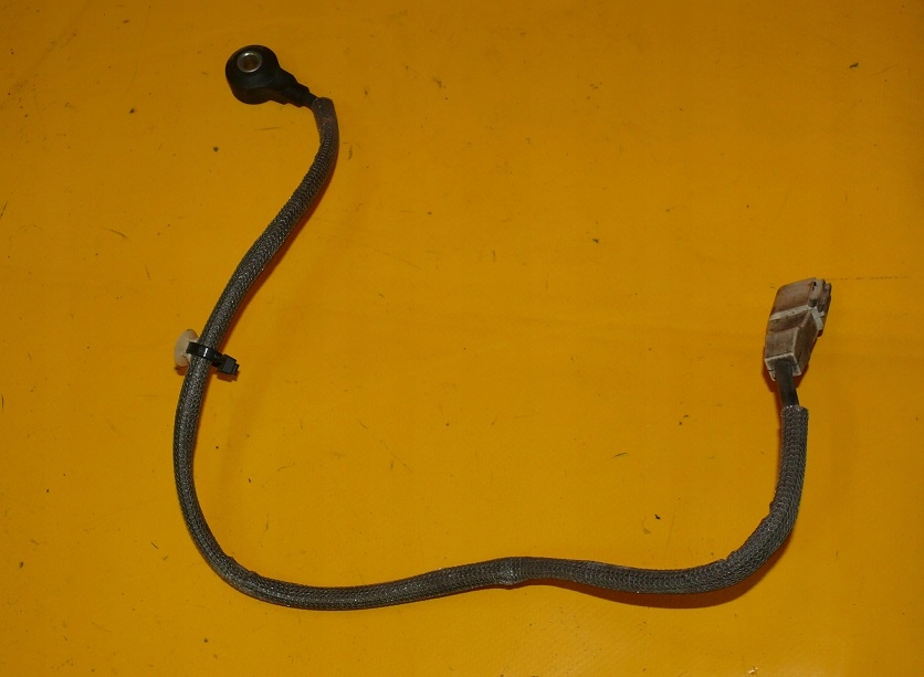 Sensor STUKOWY SPALANIA AUDI A8 D3 6.0 W12 BHT FL