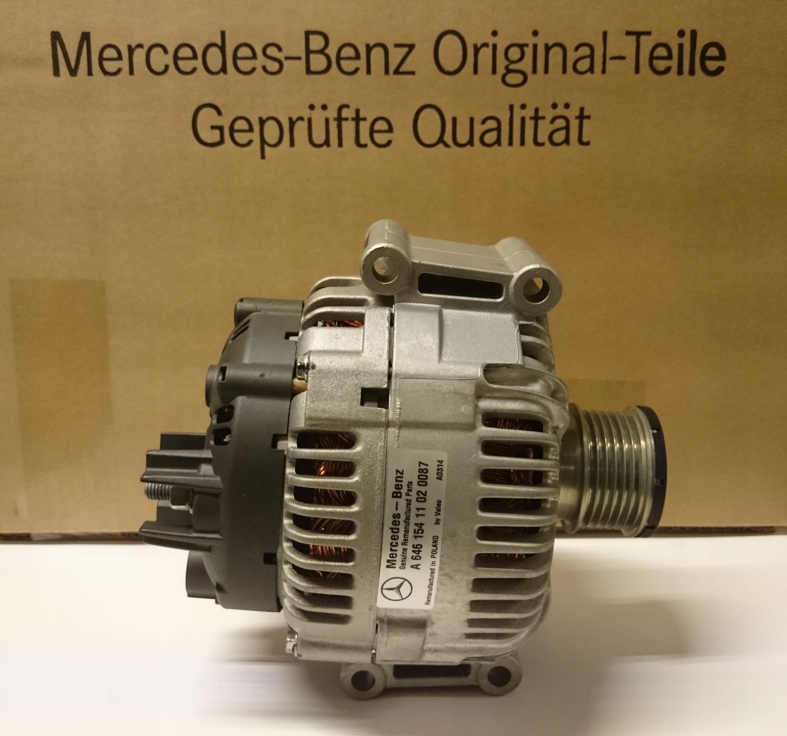 Mercedes - Benz alternator 100kW 24V Producent części Mercedes-Benz OE