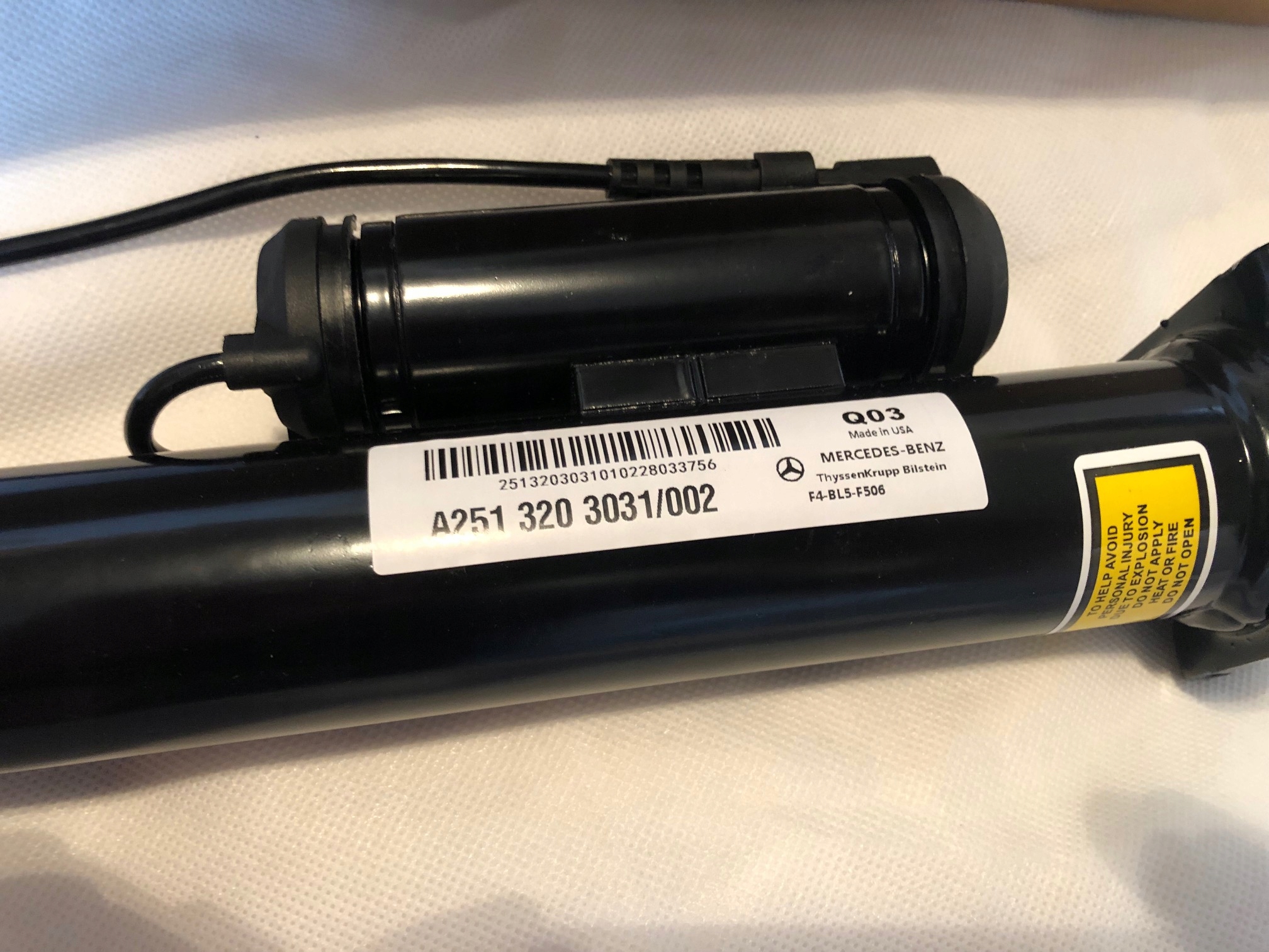 MERCEDES R KLASA W251 AMORTYZATOR TYL ORYGINAL Part manufacturer Mercedes Benz original OE