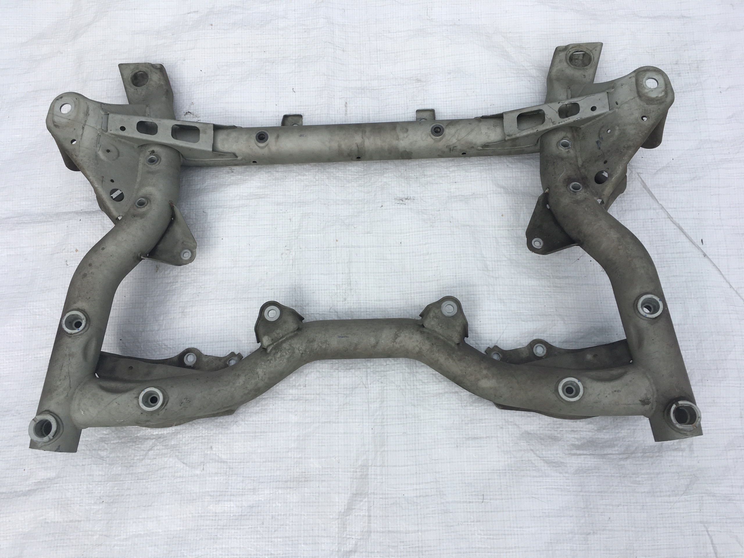 Mercedes E 212 CLS 218 Wózek Trawers