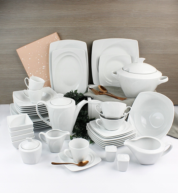 

Lubiana Celebration Serwis Obiad Kawa 12/98