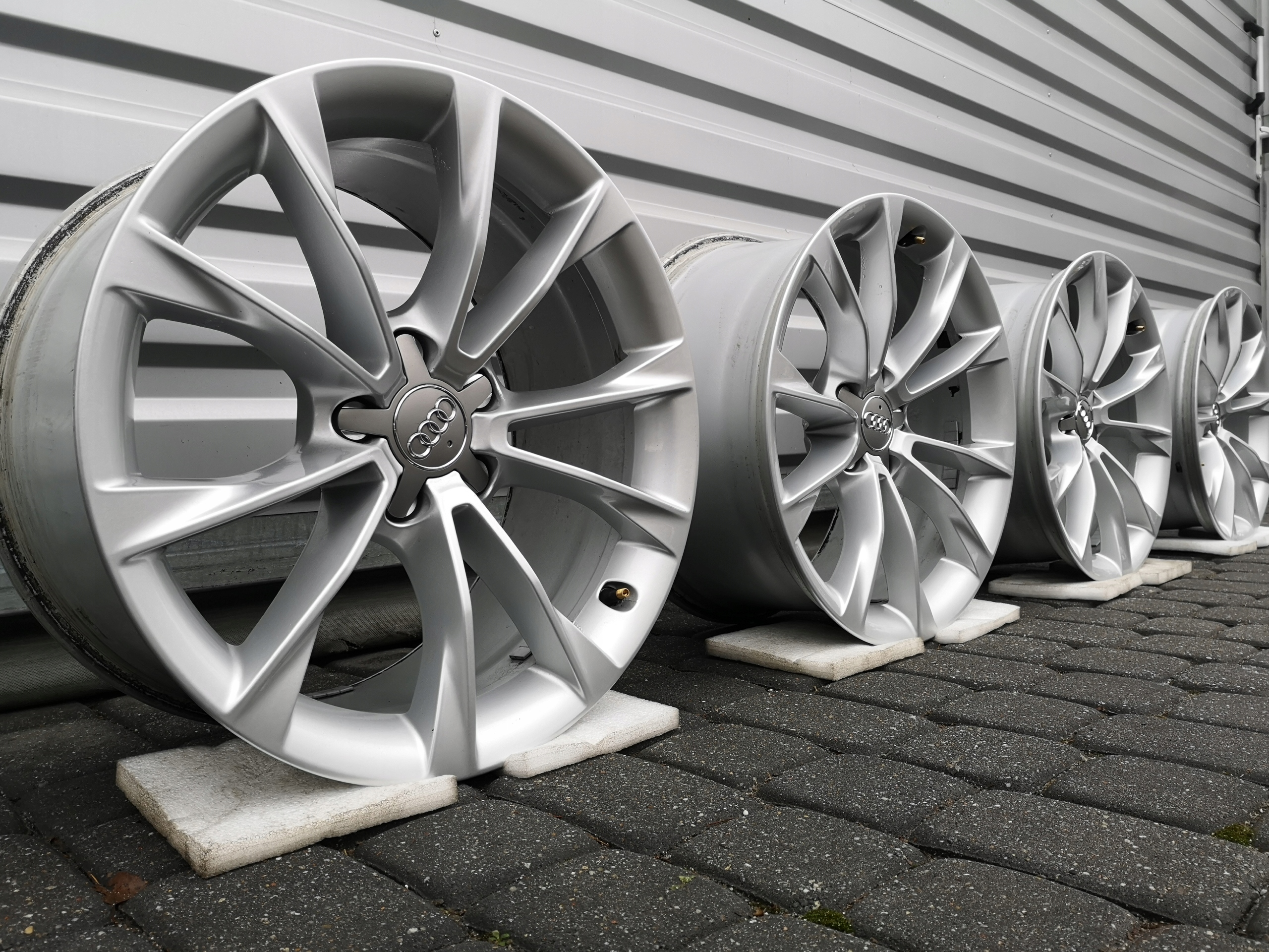 Oryginalne Felgi Audi 18 A4 A6 A5 A7 A8 Q3 Q5 Q7
