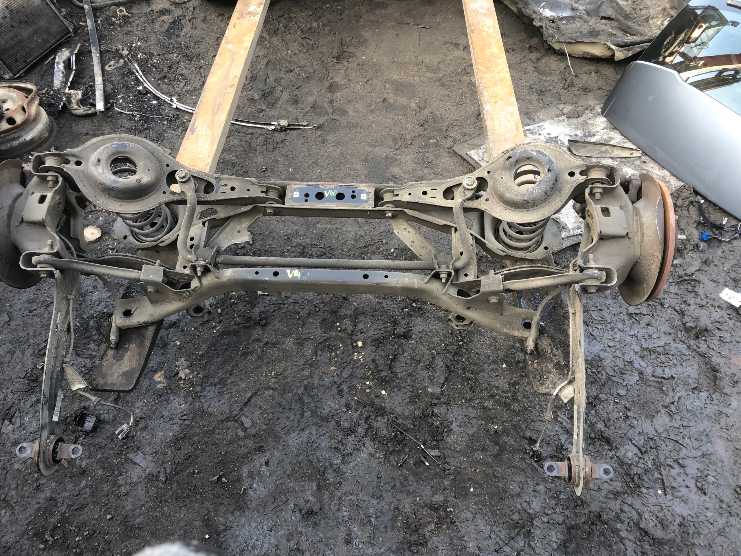 WÓZEK BELKA OŚ TYŁ TYLNA KPL VOLVO V40 II XC40