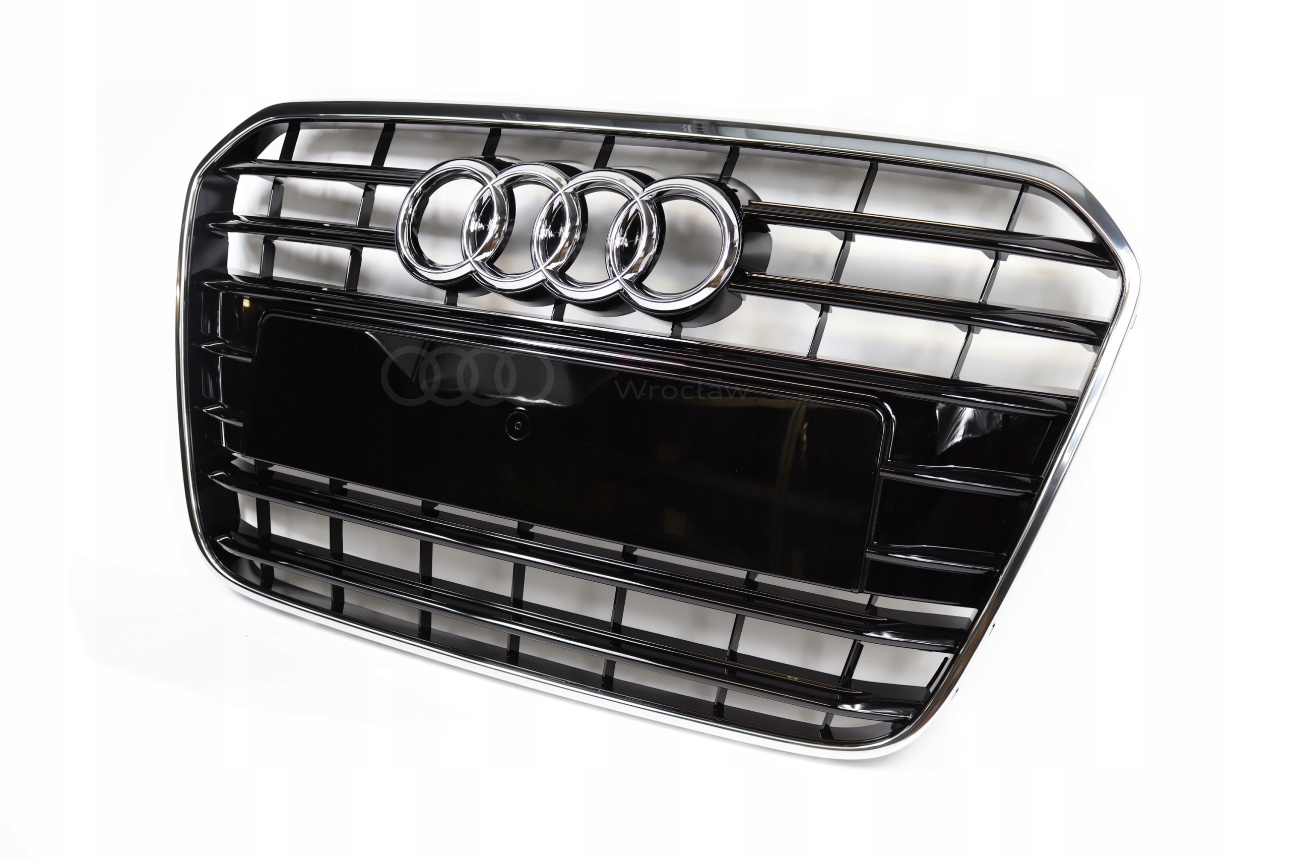 решетка радиатора Audi OE черный s-line перед