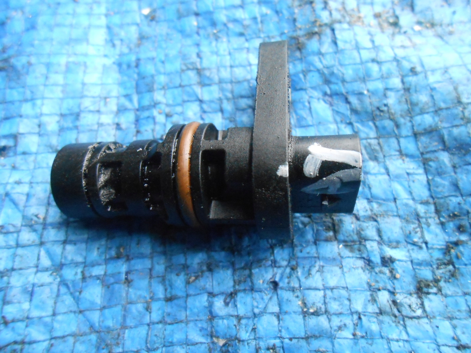 Astra-j датчик удара. Astra j задний датчик afl. датчик дорожного просвета опель мокка. 4 турбо датчик давления наддува. Astra j датчик.