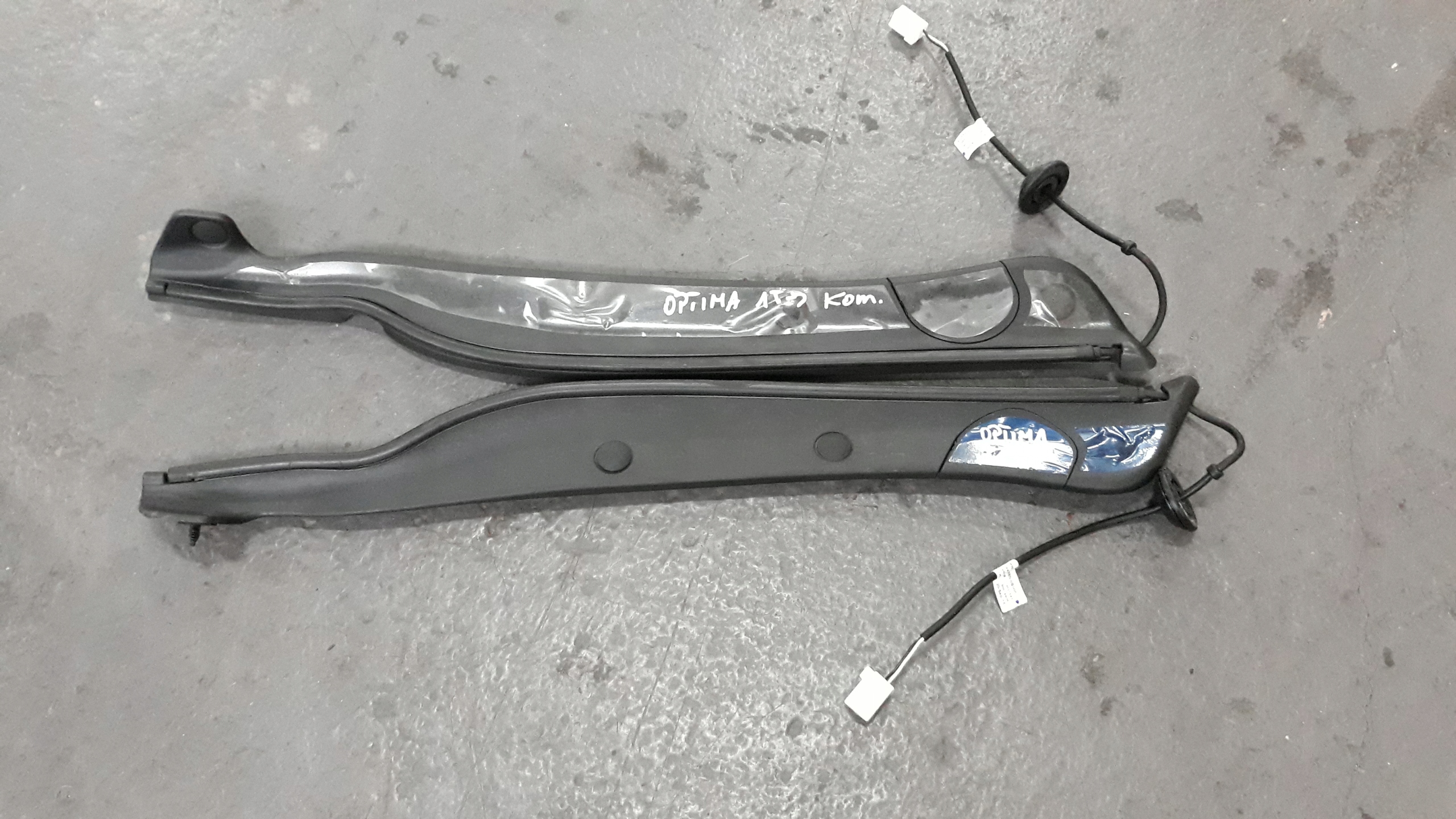 KIA OPTIMA IV JF 2016- CZUJNIK LISTWA KLAPY ELEKT.