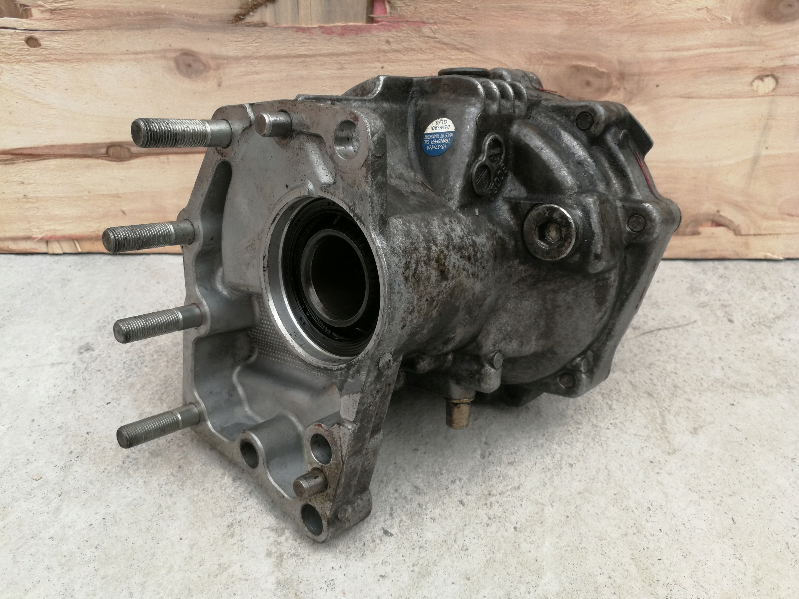 REDUKTOR SKRZYNI TOYOTA RAV4 W82 2Y074