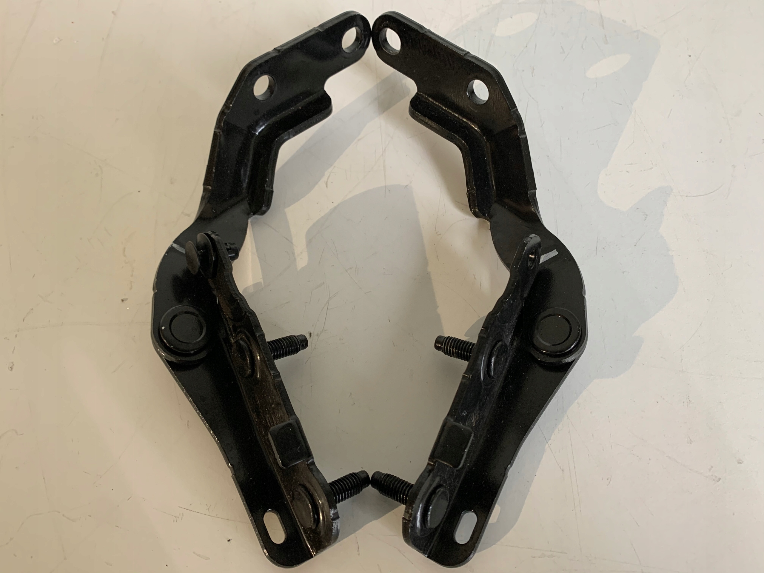 NISSAN X TRAIL T32 петлі люка задній лівий правий