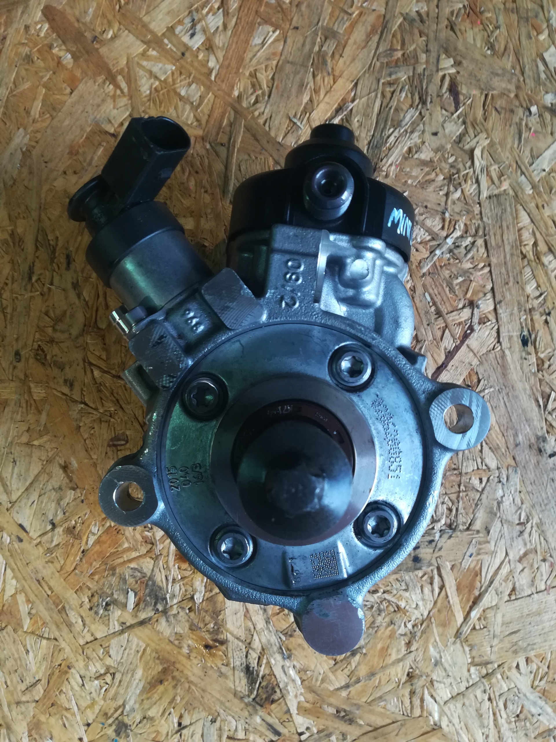 injection pump MINI CONTRYMAN R60 TOYOTA 2.0D