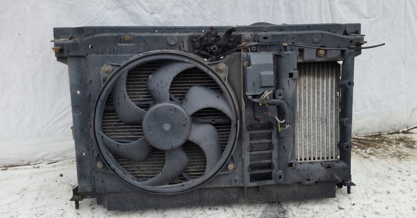1K0 121 - ВЕНТИЛЯТОР ОХЛАЖДЕНИЯ КОРПУС РАДИАТОРА PEUGEOT 307 2.0 HDI
