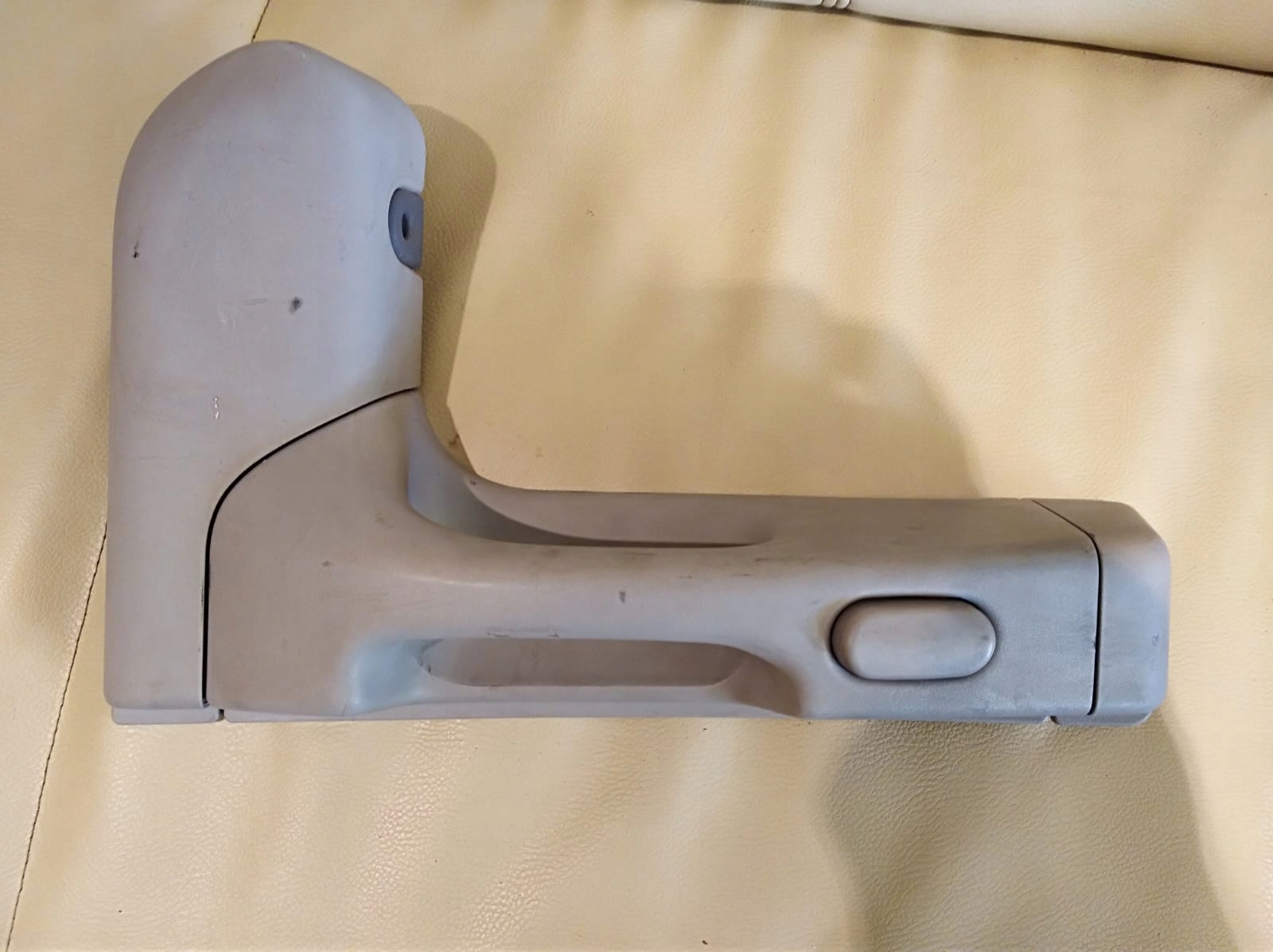 KLAMKA DRZWI PRZESUWNYCH LEWA VITO viano W639