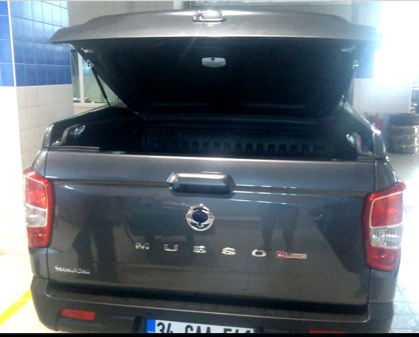 D8f4bf4c4c6c96e09ee5acbf07e7