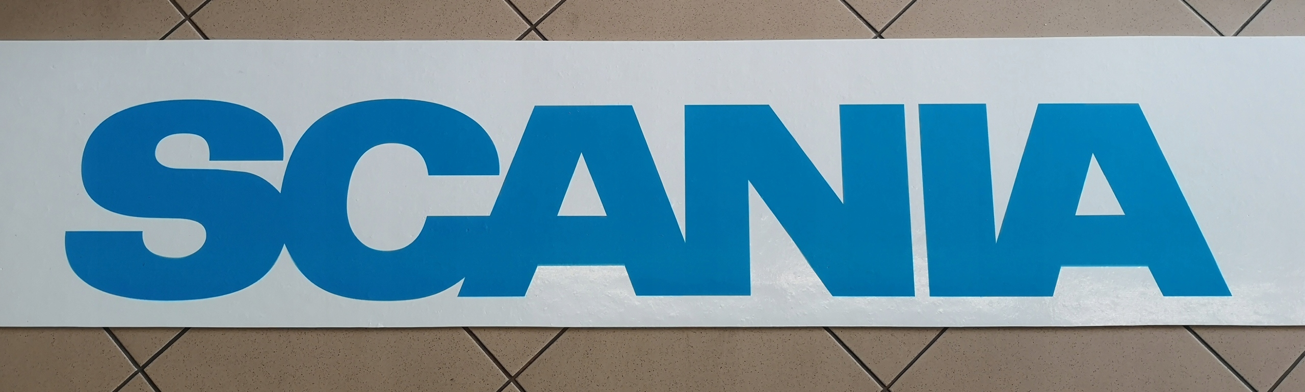 Chlapacz fartuch naczepy przyczepy SCANIA bialy Installation side Rear