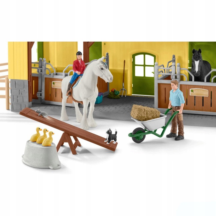 SCHLEICH 42485 STAJNIA DLA KONI Z AKCESORIAMI Bohater Inny