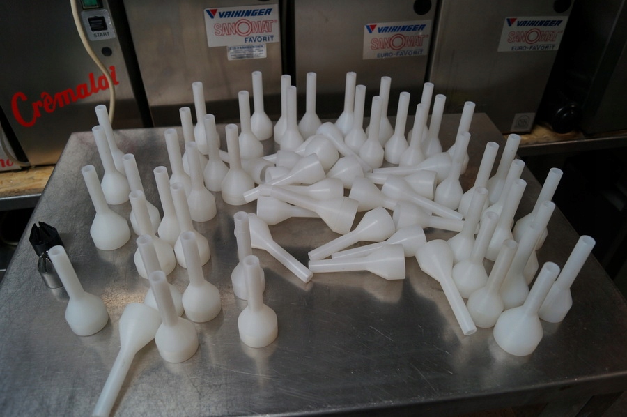 KOŃCÓWKA RUREK ŚMIETANY CARPIGIANI 33 MM Kod producenta r-491