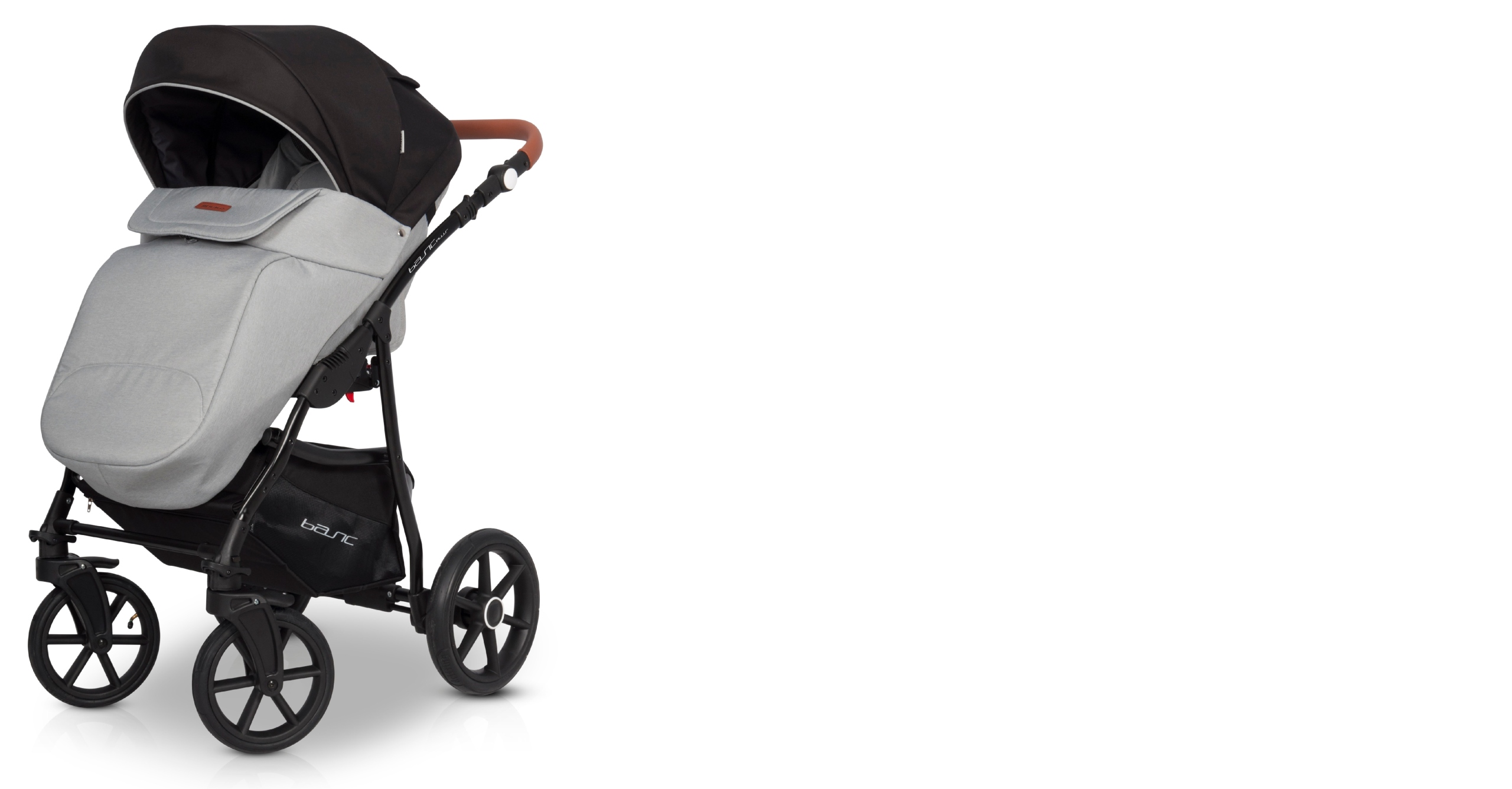 WÓZEK 2w1 GONDOLA SPACER Riko Basic PLUS Grey Fox Rodzaj kół Pompowane