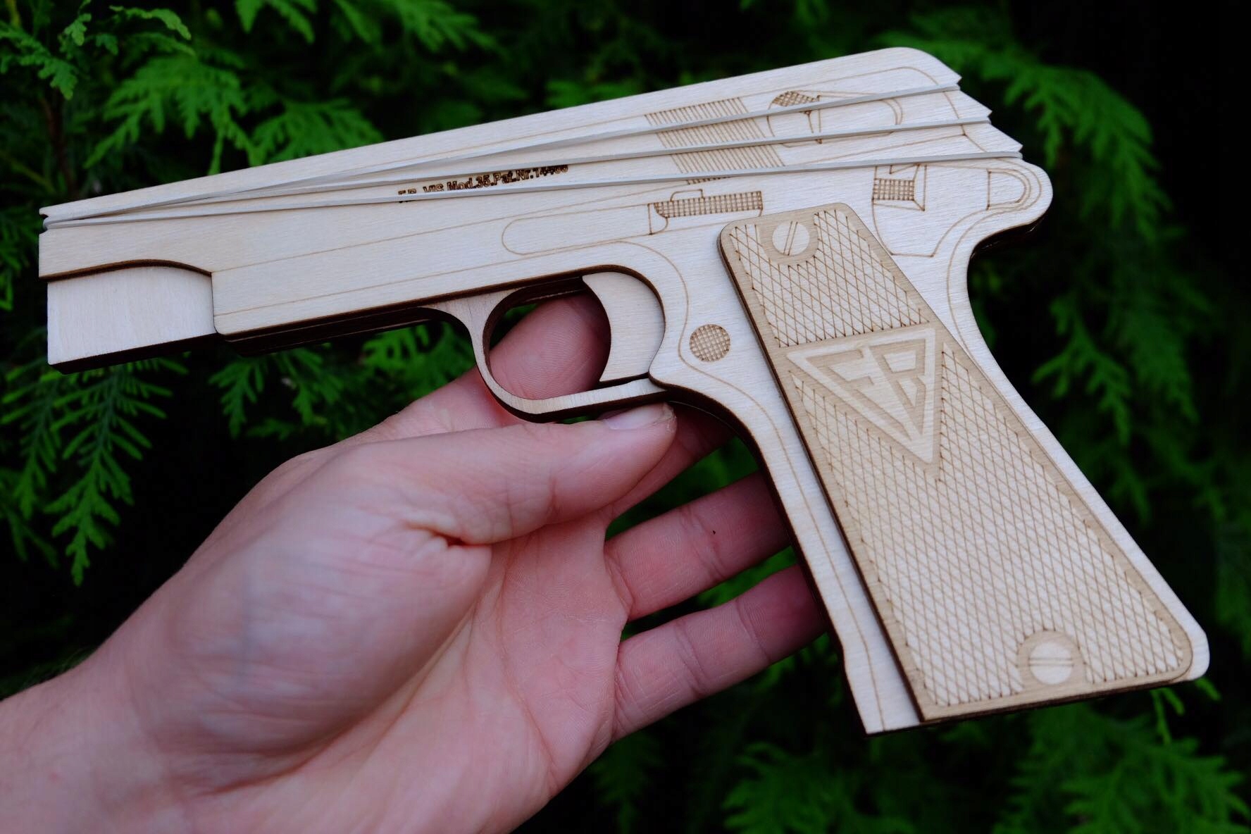 Pistolet jak VIS wz. 35 na gumki - magazynek i amo Seria Własna