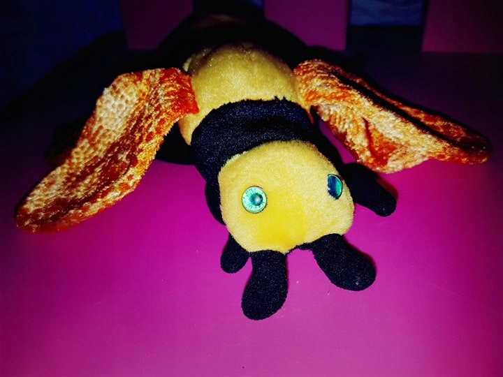 Owad robaczek PSZCZOŁA PSZCZÓŁKA 16CM CUDNA OSA Marka inna