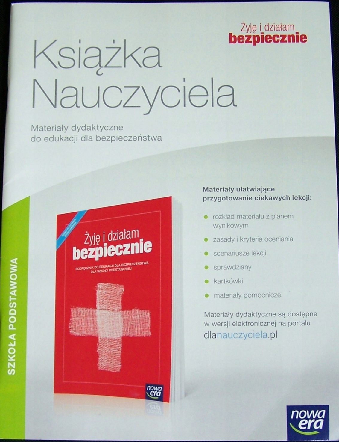 ŻYJĘ I DZIAŁAM BEZPIECZNIE KL8 KSIĄŻKA NAUCZYCIELA