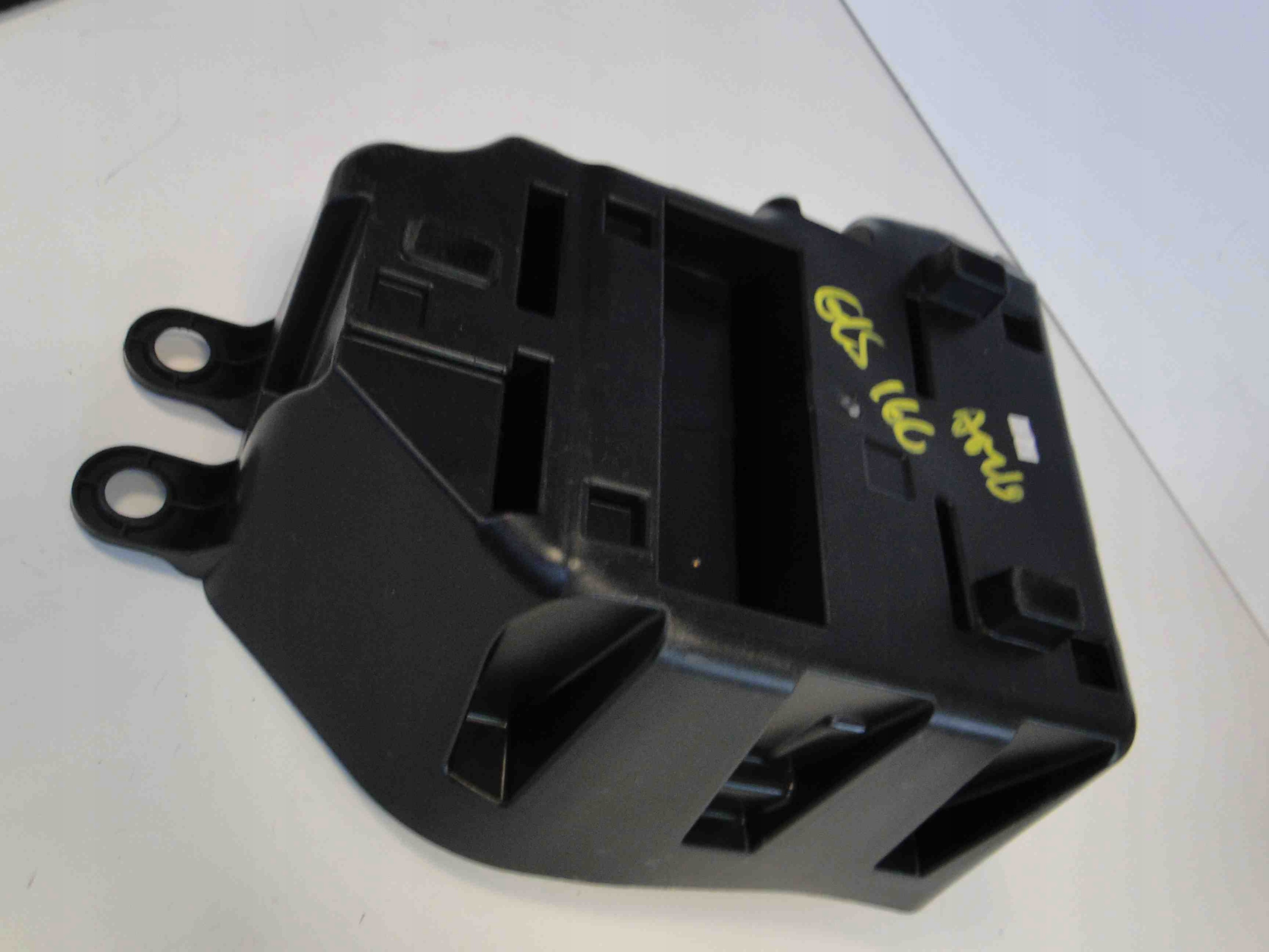 MERCEDES GLE 292 OBUDOWA SKRZYNKI BEZPIECZNIKÓW Producent części Mercedes-Benz OE