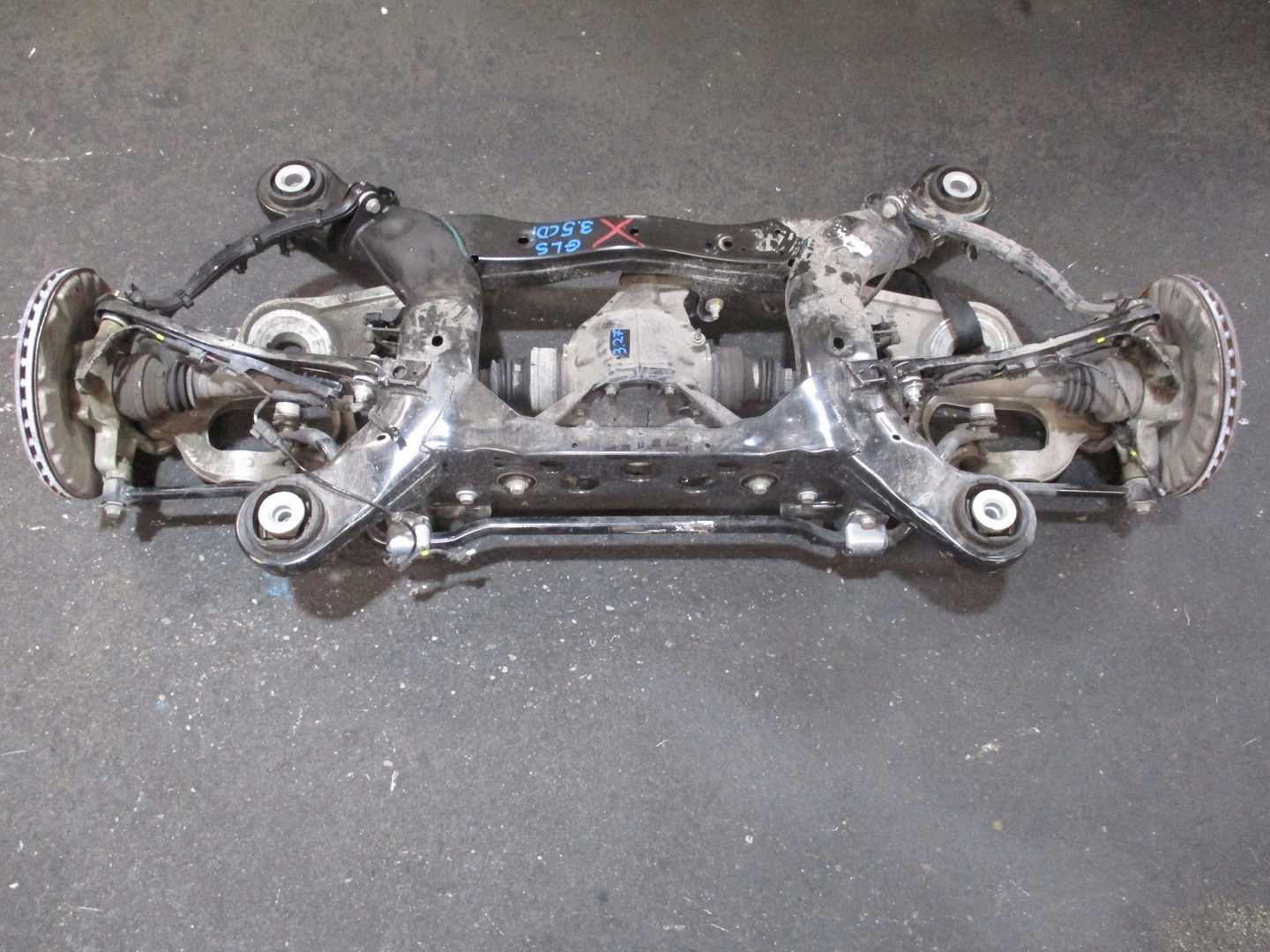 Zawieszenie MERCEDES GLS 18R 3,5CDI TYLNE