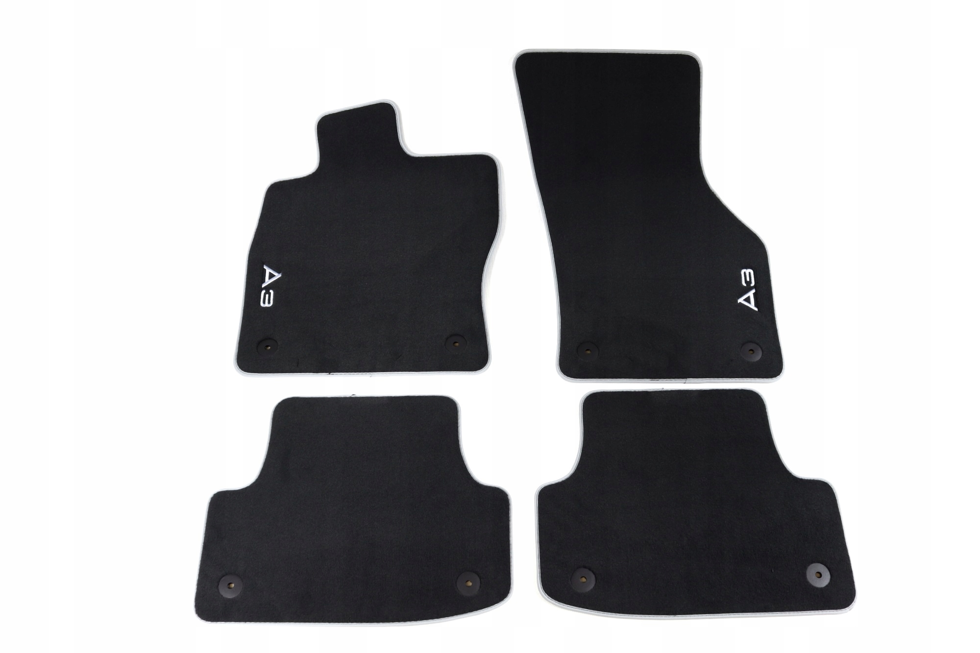 DYWANIKI WELUROWE PRZOD TYL AUDI A3 8V 5 DRZWI