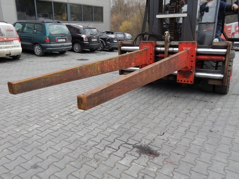 BDO-2002 - Вилочні оправки для тюків Durwen 2.9 M