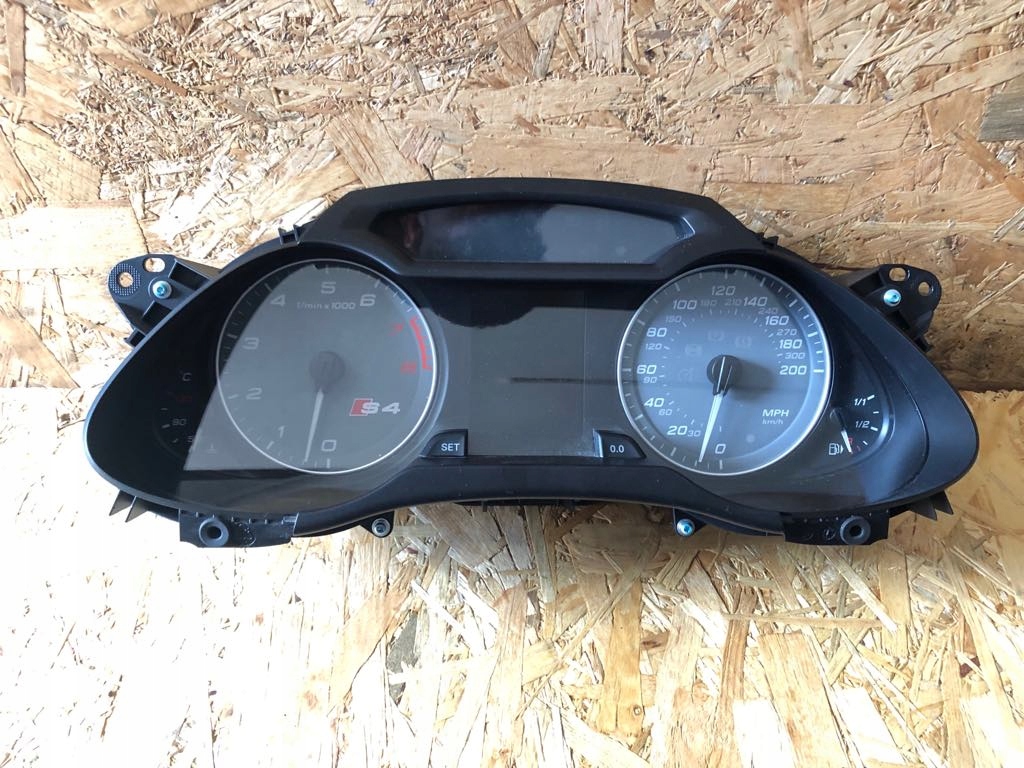 Audi OE 8K0920980P