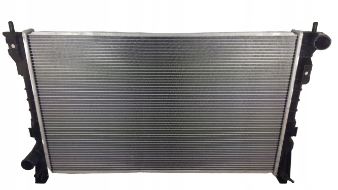 CHŁODNICA Ford Police Interceptor Utility 2013-