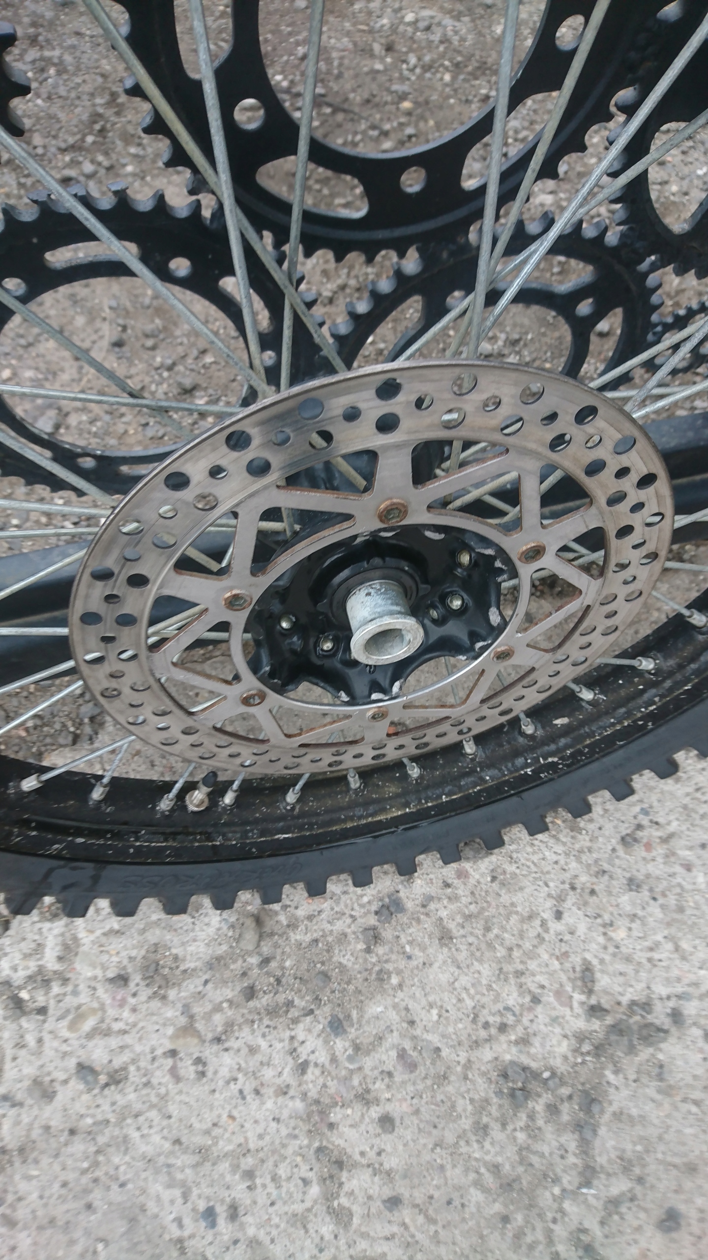 Yamaha YZF WR 240 400 426 переднее колесо в сборе