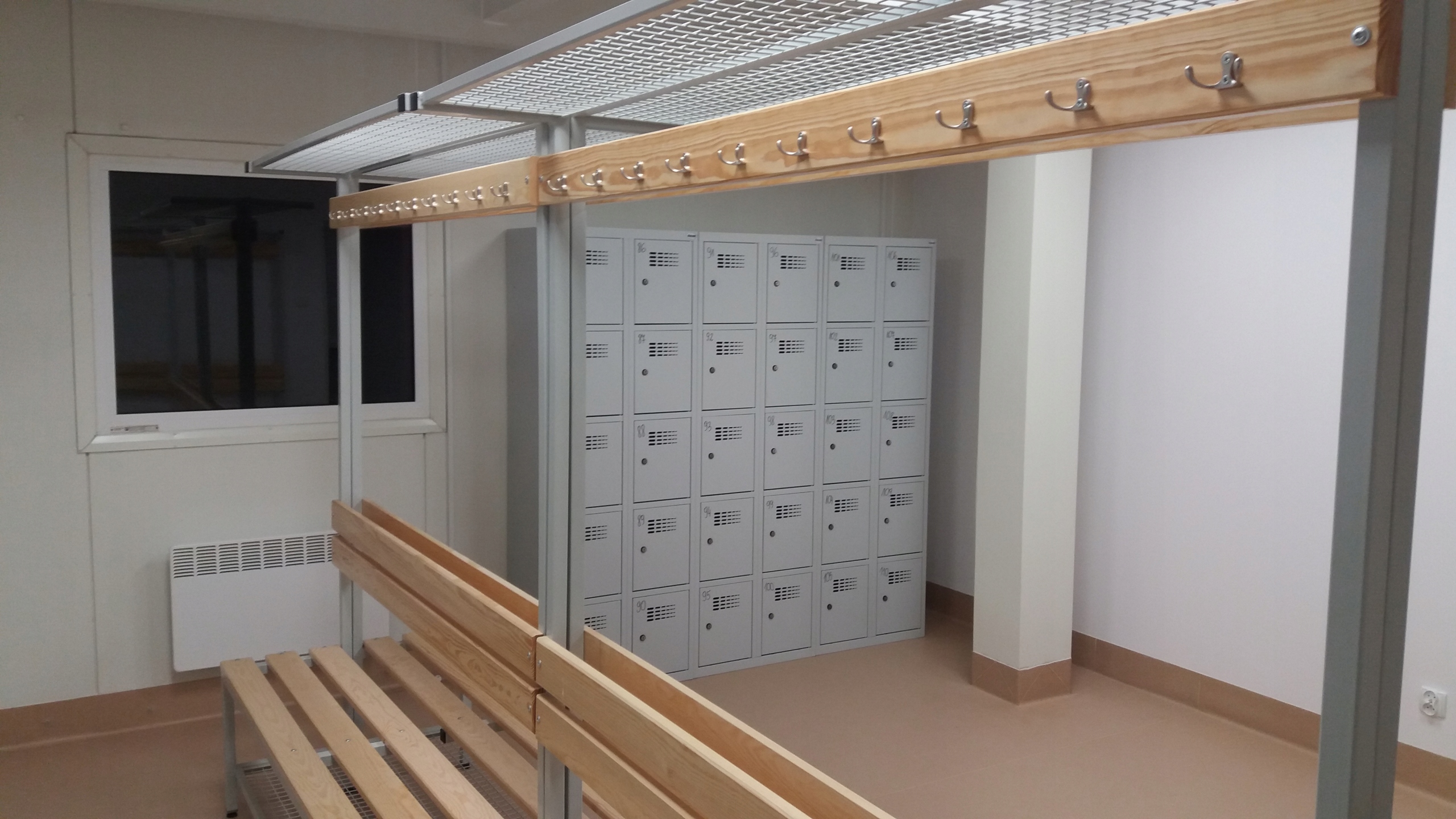 SZAFA METALOWA 20 skrytek socjal śniadaniowa -25% Szerokość produktu 60 cm