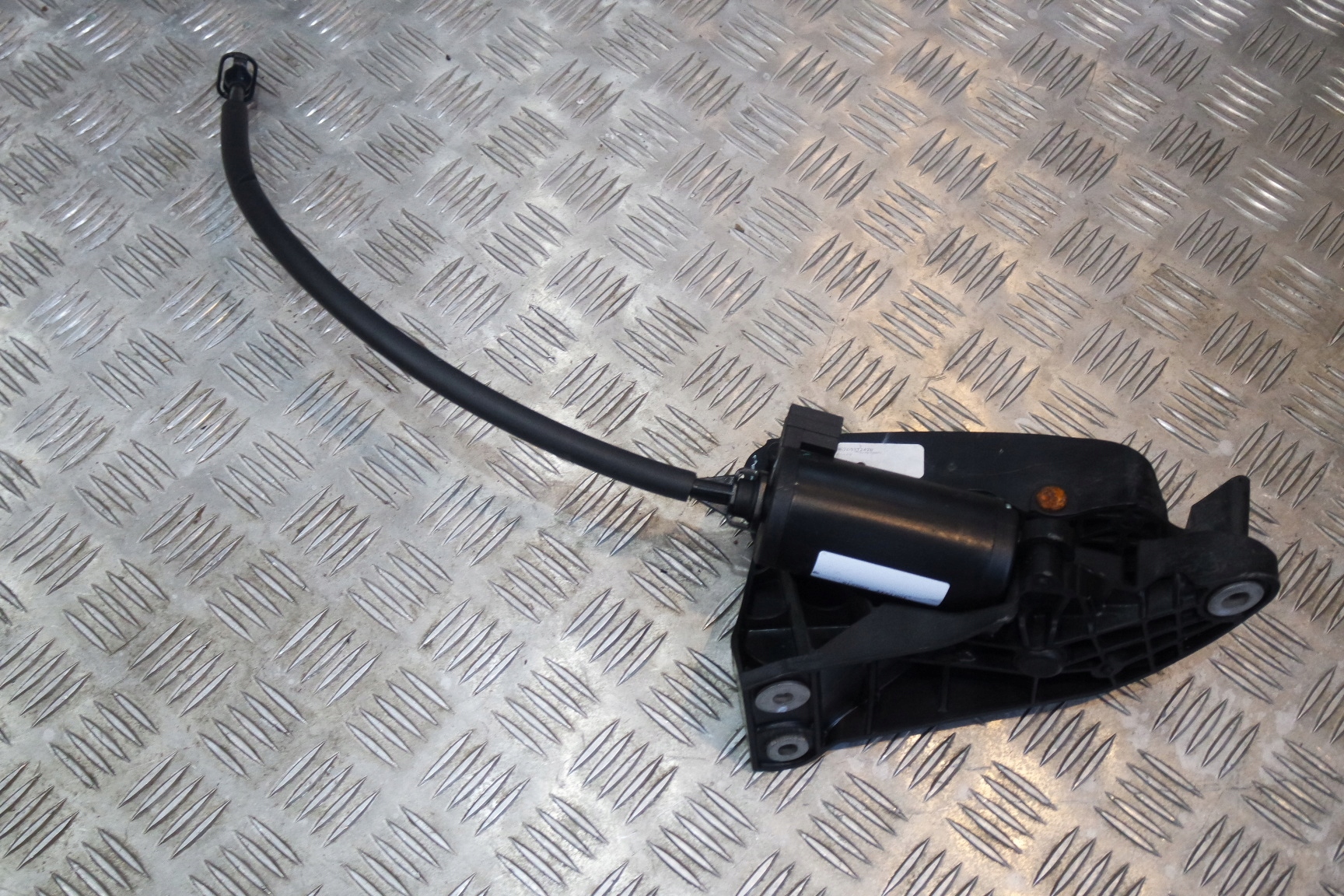 SILNICZEK PEDALU GAZU MASERATI LEVANTE 6700372470