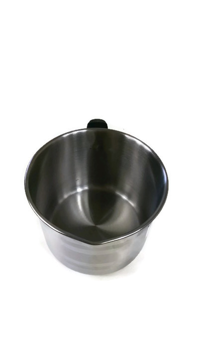 garnek nierdzewny do mleka  z dzióbkiem 14cm OLIVE 1,6L. — 8
