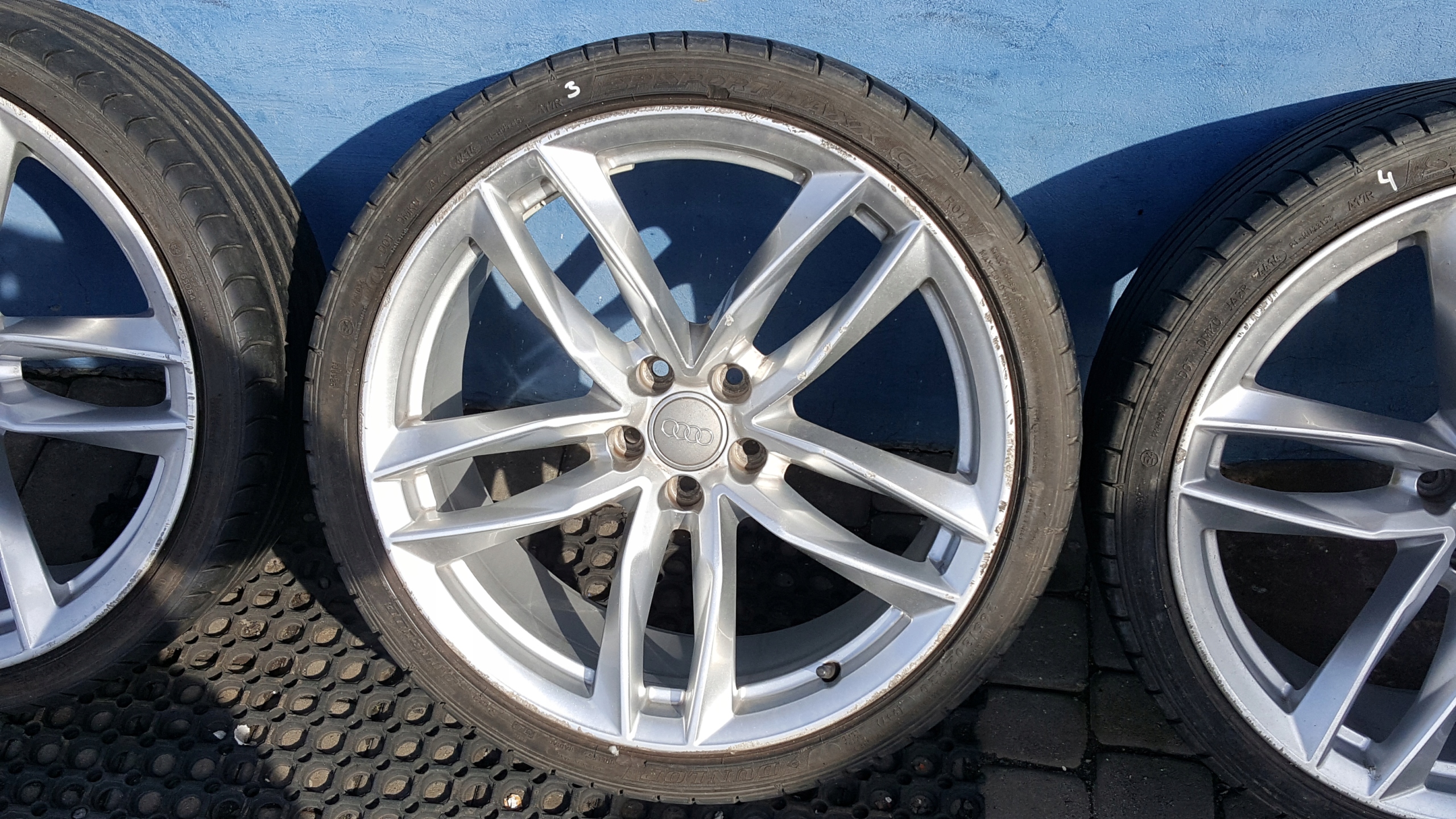 AUDI RS4 RS5 ALU FELGA 20" 8T0601025DF/DG Producent felg Audi OE