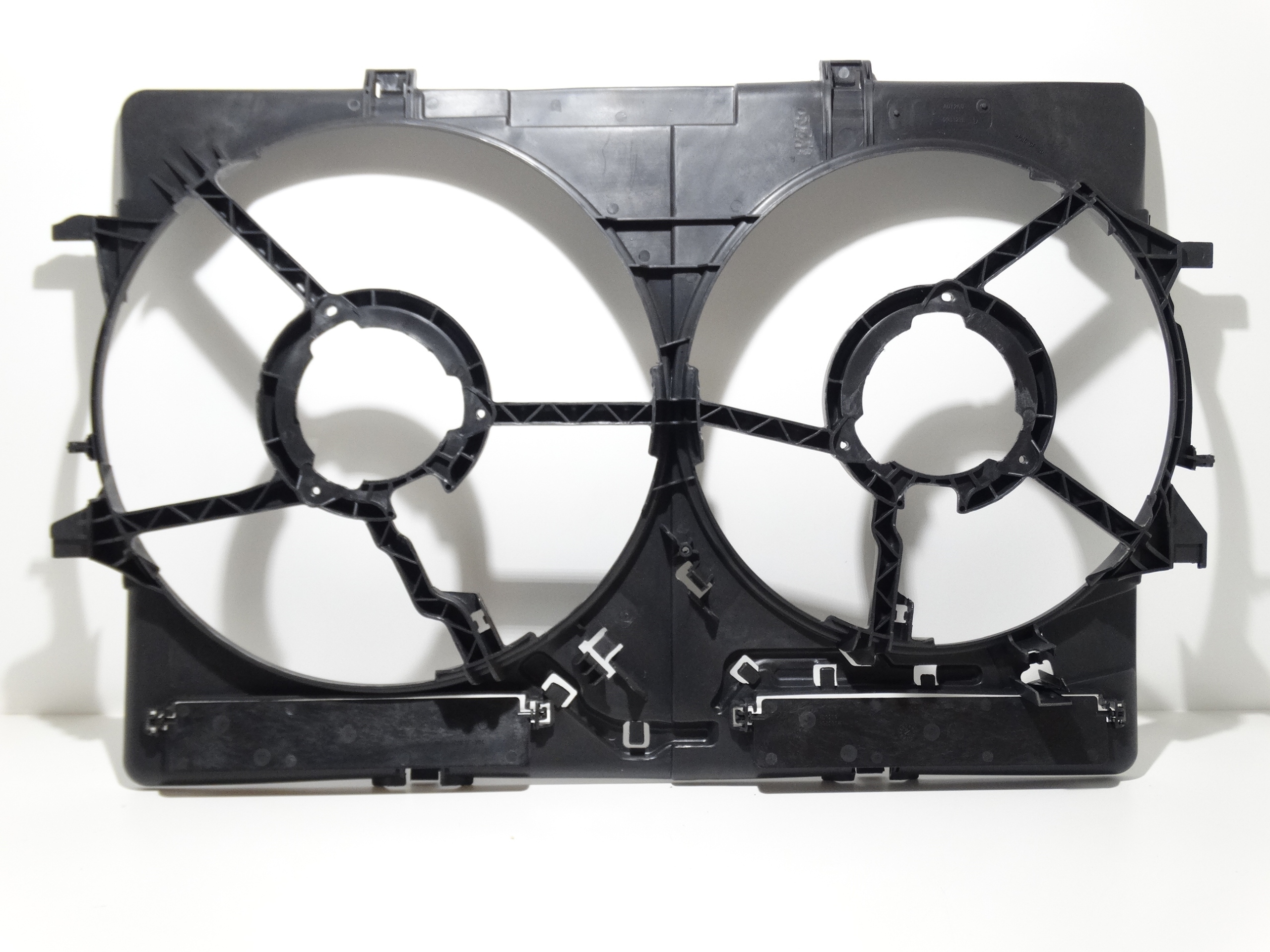 NOWA OBUDOWA WENTYLATOROW SEAT EXEO 2008 1 8 TSI