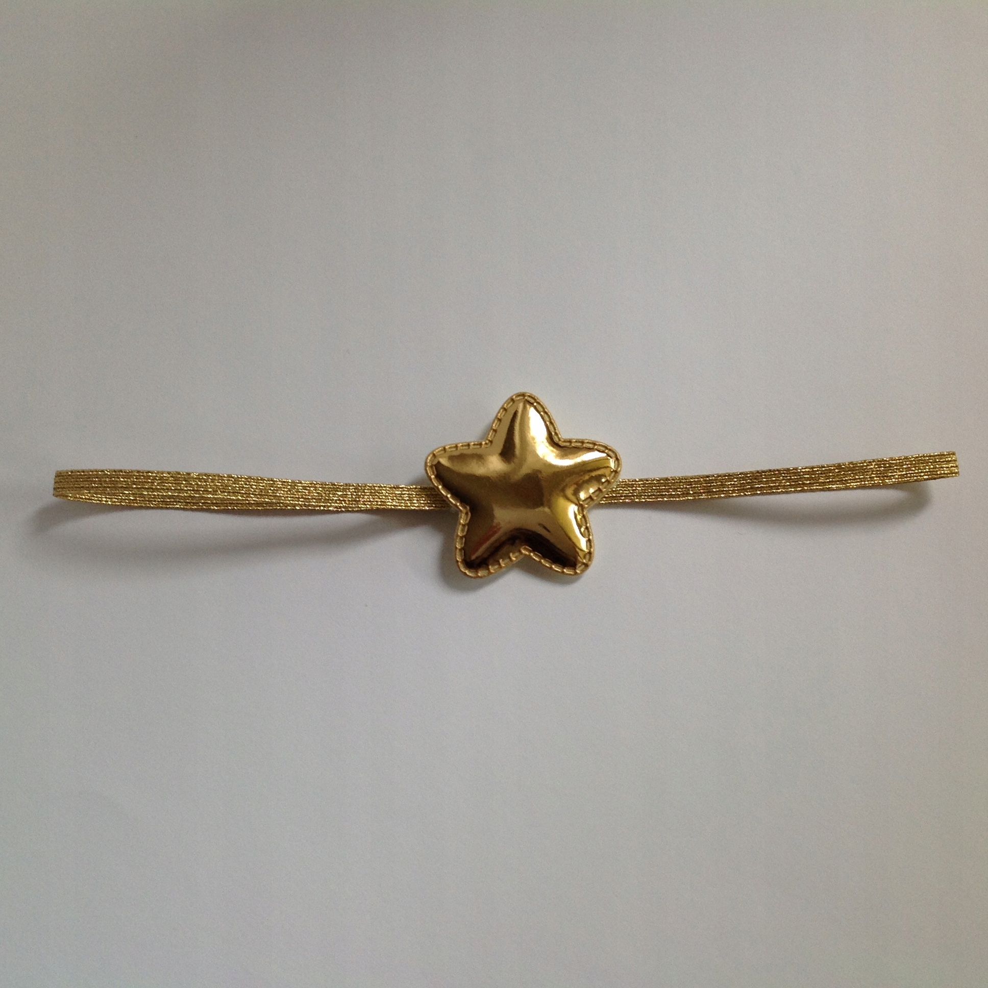 OPASKA GWIAZDA ZŁOTA BŁYSZCZĄCA 44 cm-54 cm Kolor złoty