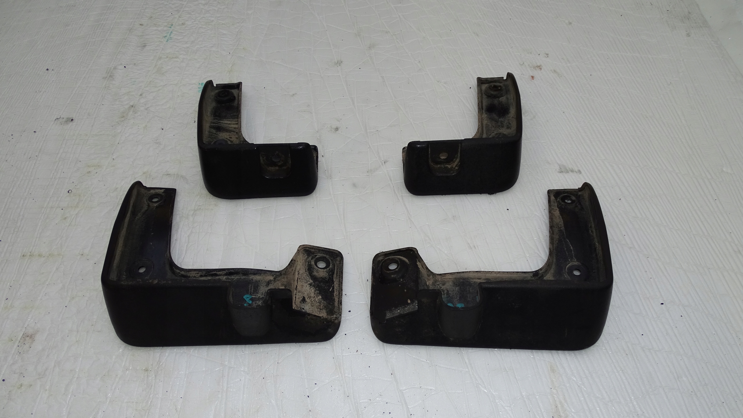 CHALACZE OSLONA HYUNDAI ELANTRA IV 2017-