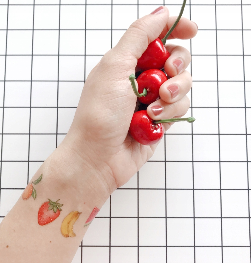 Owoce tatuaż tattoo naklejka wzory Paperself Marka Paperself