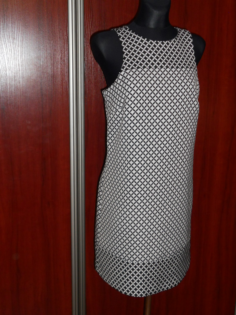 MOHITO- sukienka w czarno białą kratkę - 38