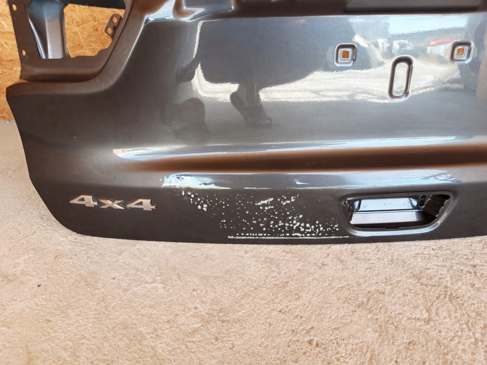 JEEP COMPASS 17r- TYLNA KLAPA BAGAŻNIKA TYŁ POZNAŃ Producent części Jeep OE