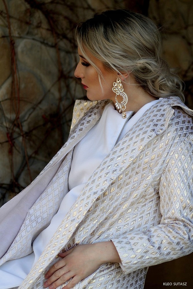 PIĘKNE KOLCZYKI ŚLUBNE SZAMPANOWE ZŁOTE ECRU 11 CM Długość całkowita 11 cm